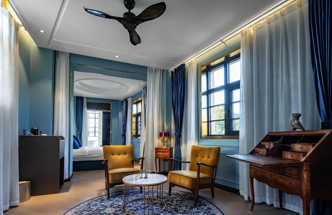 Moon And Chalice Boutique Hotel-1
